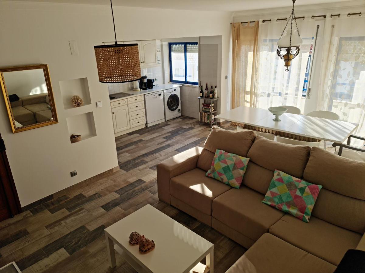Sunset Surf House With Sea View Διαμέρισμα Ericeira Εξωτερικό φωτογραφία